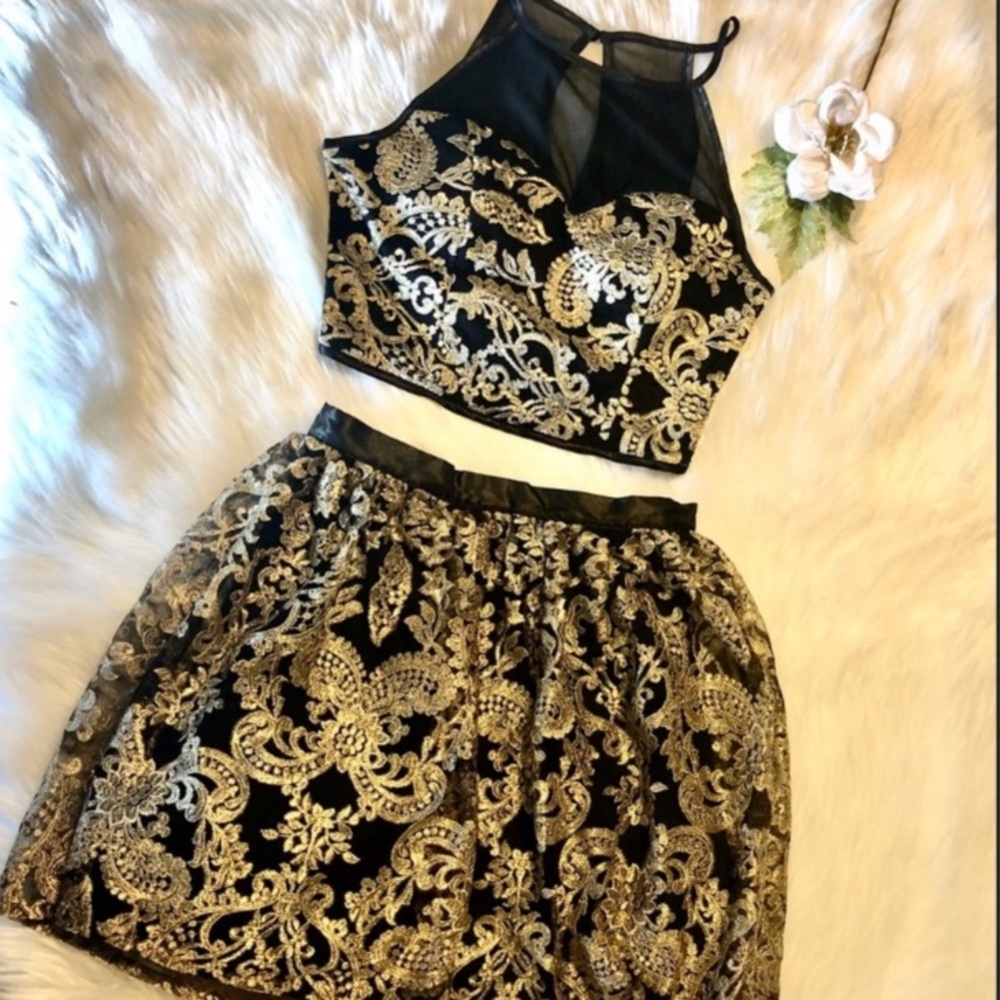 Windsor 2 piece halter dress